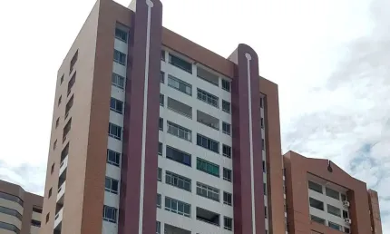 Apartamento para Venda em Fortaleza, Aldeota, 3 dormitórios, 3 suítes, 4 banheiros, 2 vagas