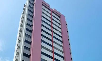 Apartamento para Venda em Fortaleza, Centro, 3 dormitórios, 3 suítes, 4 banheiros, 2 vagas