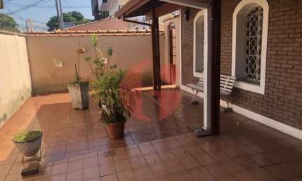 Casa comercial para alugar na Avenida Doutor João Batista Soares De Queiroz Júnior, Casa, 990, Jardim das Indústrias, São José dos Campos