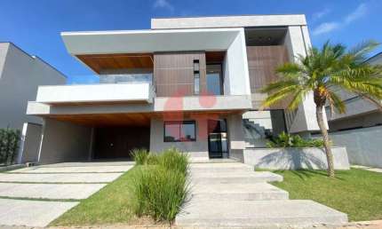 Casa em condomínio fechado para venda com 04 quartos e 02 vagas de garagem - 412m² no Urbanova