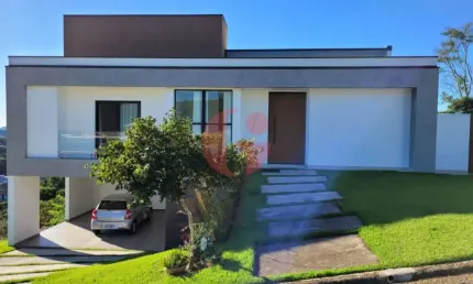 Sobrado/casa de alto padrão à venda com 03 quartos e 02 vagas de garagem - 292m² em Jambeiro