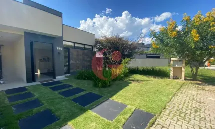 Casa no Condominio Alphaville II - Urbanova com 210m² | Com 3 quartos e 4 vagas de garagem