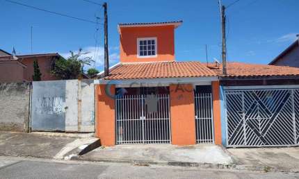 Sobrado para venda com 04 quartos e 01 vaga de garagem - 153,65m² no bairro Residencial São Francisco | SJC