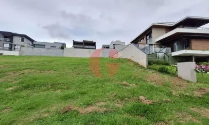 Terreno em condominio fechado com 537,12 m² no condominio alphaville!