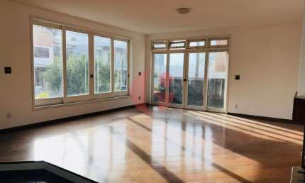 Casa térrea para venda com 04 quartos e 03 vagas de garagem - 310m² no bairro Bosque Imperial