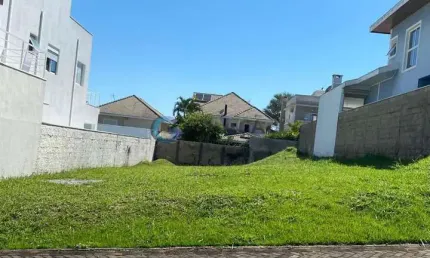 Terreno em condomínio fechado para venda de 467m² no Altos da Serra V | Urbanova