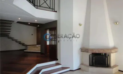 Sobrado em condomínio para venda com 4 quartos e 4 vagas de garagem com 410m² - Bosque Imperial