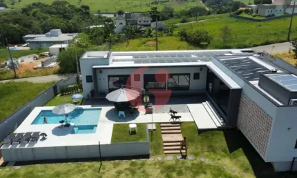 Casa térrea em condomínio com 04 quartos e 05 banheiros - 1.250m² no Colinas do Parahyba