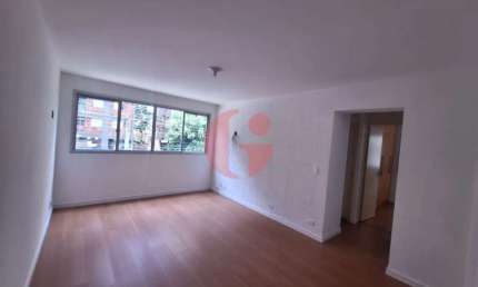 Apartamento para venda com 2 quartos e 1 vaga de garagem com 68m² - Centro