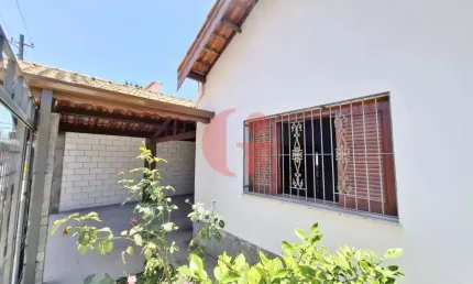 Casa/Comércio no Centro de Jacareí / Atrás do Parque dos Eucaliptos A VENDA