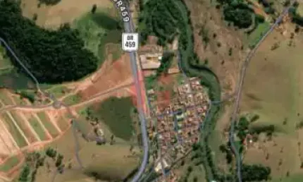 Sítio com área de 18.000 m² - Área privilegiada à beira da Rodovia MG-459 e fundos para Estrada Municipal do Bairro Mato Dentro de Baixo - PIRANGUINHO/MG.