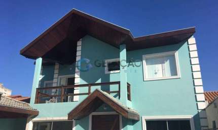 Sobrado para locação de 04 Dorm. e 02 Suítes - 280m² no Jardim do Céu | Oriente