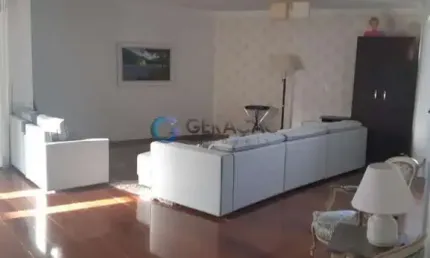 Apartamento a venda com 274 m2 com 4 dormitórios e 4 vagas na Vila Adyana