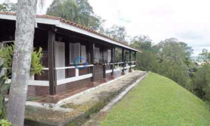 Chácara para venda com 3 dormitórios sendo 1 suíte e lazer verde e piscina - Jacareí SP