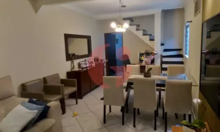 Casa/sobrado para venda com 03 Dorm. e 01 suíte - 130m² no Jardim das Industrias