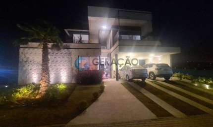 Casa em condomínio fechado com 4 quartos à venda na Joaquim Vieira Alves, 140, Urbanova, São José dos Campos