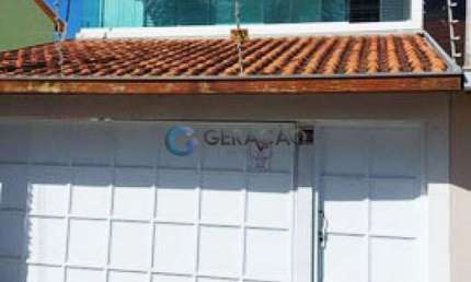 Sobrado de 05 Dorm. e 02 Suítes - 319,00m² no Loteamento Residencial Vista Linda | SJC