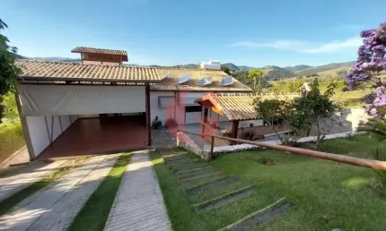 Casa em condomínio para venda e locação com 03 dorms. e 01 Suíte - 250m² no Recanto Santa Bárbara | Jambeiro