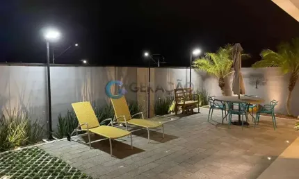 Sobrado de 04 Dorm. e 04 Suítes - 270m² no Bairro da Floresta