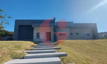 Casa para venda com 3 quartos e 2 vagas de garagem com 298m² - recanto santa bárbara
