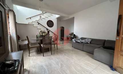 Casa/Sobrado para venda com 2 pontos comerciais - Centro - Paraibuna SP