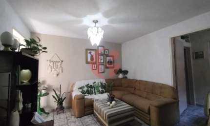 Casa para venda com 6 quartos e 3 vagas de garagem com 200m² - Jardim Satélite