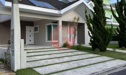 Casa em condomínio fechado para venda de 03 dormitórios e 03 suítes no Villas de Santana - Jacareí