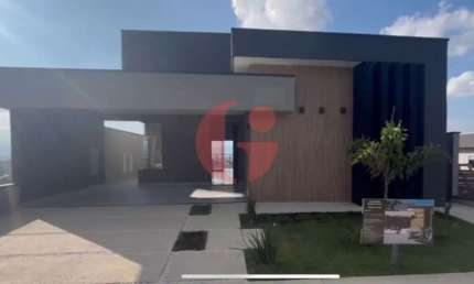 Sobrado para venda com 3 quartos e 4 vagas de garagem - 203m² em Caçapava