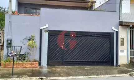 Casa para venda com 2 quartos e 2 vagas de garagem com 152m² - Caçapava