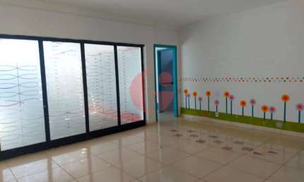 Casa para comércio à venda na melhor localização do Jardim Esplanada!
