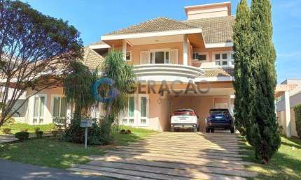 Sobrado em condomínio fechado para venda de 04 Dorm. e 04 Suítes - 350m² no Mirante do Vale | Jacareí
