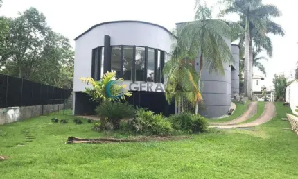 Casa térrea em condomínio fechado para venda e locação de 04 Dorm. e 02 Suítes - 505,00m² no Urbanova