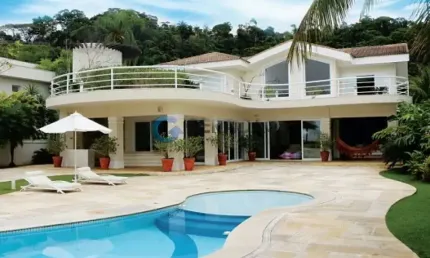 Sobrado 07 quartos 573m² Condomínio Fechado Cocanha