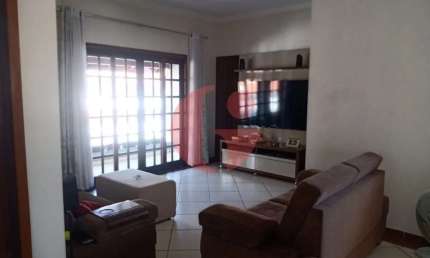 Casa/sobrado para venda com 4 quartos e edícula com 292m² - Parque Residencial Flamboyant