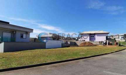 Terreno em condomínio fechado para venda de 377m² no Floradas do Paratehy - Urbanova