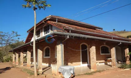 Fazenda à venda na Rodovia Dos Tamoios, Sitio - 0, 24, Tapanhao, Jambeiro