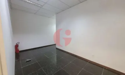 Sala comercial para locação com 133,37m² no bairro Jardim Aquarius