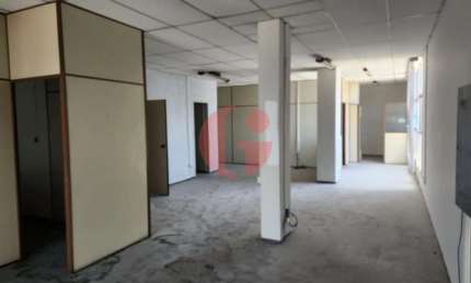 Sala comercial para venda e locação com 155,60m² no Centro | SJC