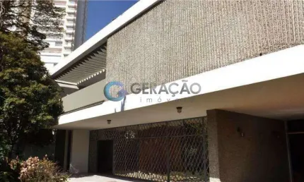 Sobrado Alto Padrão de 04 Dorm. e 02 Suítes - 815,00m² para uso COMERCIAL no Jardim Esplanada