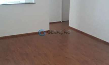 Apartamento para locação de 02 Dorm. e 01 Suíte - 77m² no Jardim Oriente