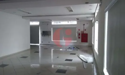 Loja comercial para locação com 300m² no centro de sjc