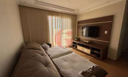 Apartamento para locação com 03 quartos e 02 vagas de garagem - 72m² no bairro Parque Industrial