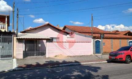 Casa comercial para venda com 77m² no bairro Bosque dos Eucaliptos