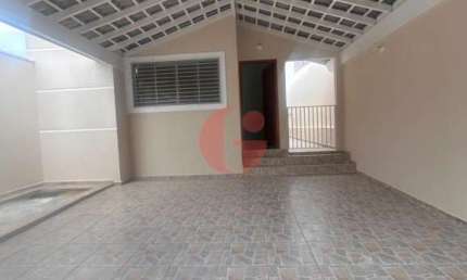 Casa térrea para venda com 02 quartos e 02 vagas de garagem - 157,50m² no bairro Villa Branca - Jacareí