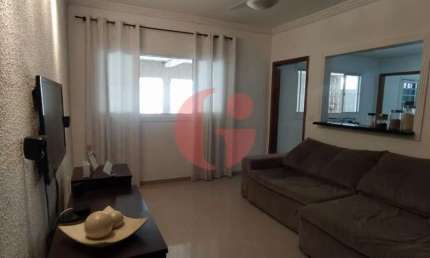 Casa para locação com 03 quartos e 03 vagas de garagem - 200m² no bairro Vila das Flores