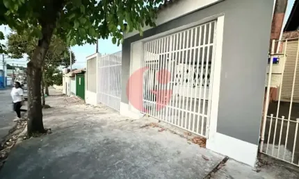Casa térrea para venda e locação com 3 quartos e 2 vagas de garagem - 146m² no Centro de SJC