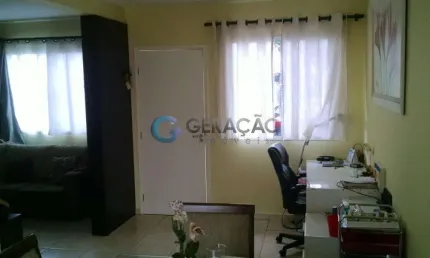 Sobrado em condomínio para venda com 03 quartos e 01 vaga de garagem - 100m² no bairro Urbanova