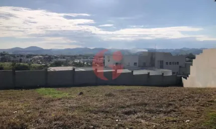 Terreno em condomínio fechado para venda com 895m² no bairro urbanova
