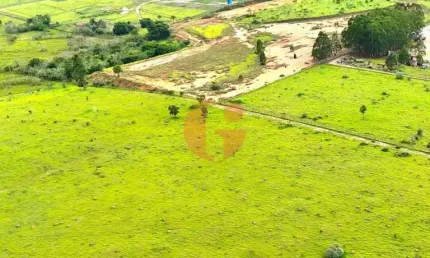 Área mista para venda com 33.311m² no bairro Jardim Campo Grande em Caçapava - SP