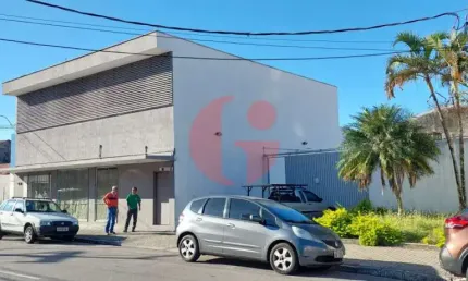Ponto comercial para venda e locação com 600m²- No bairro Santana